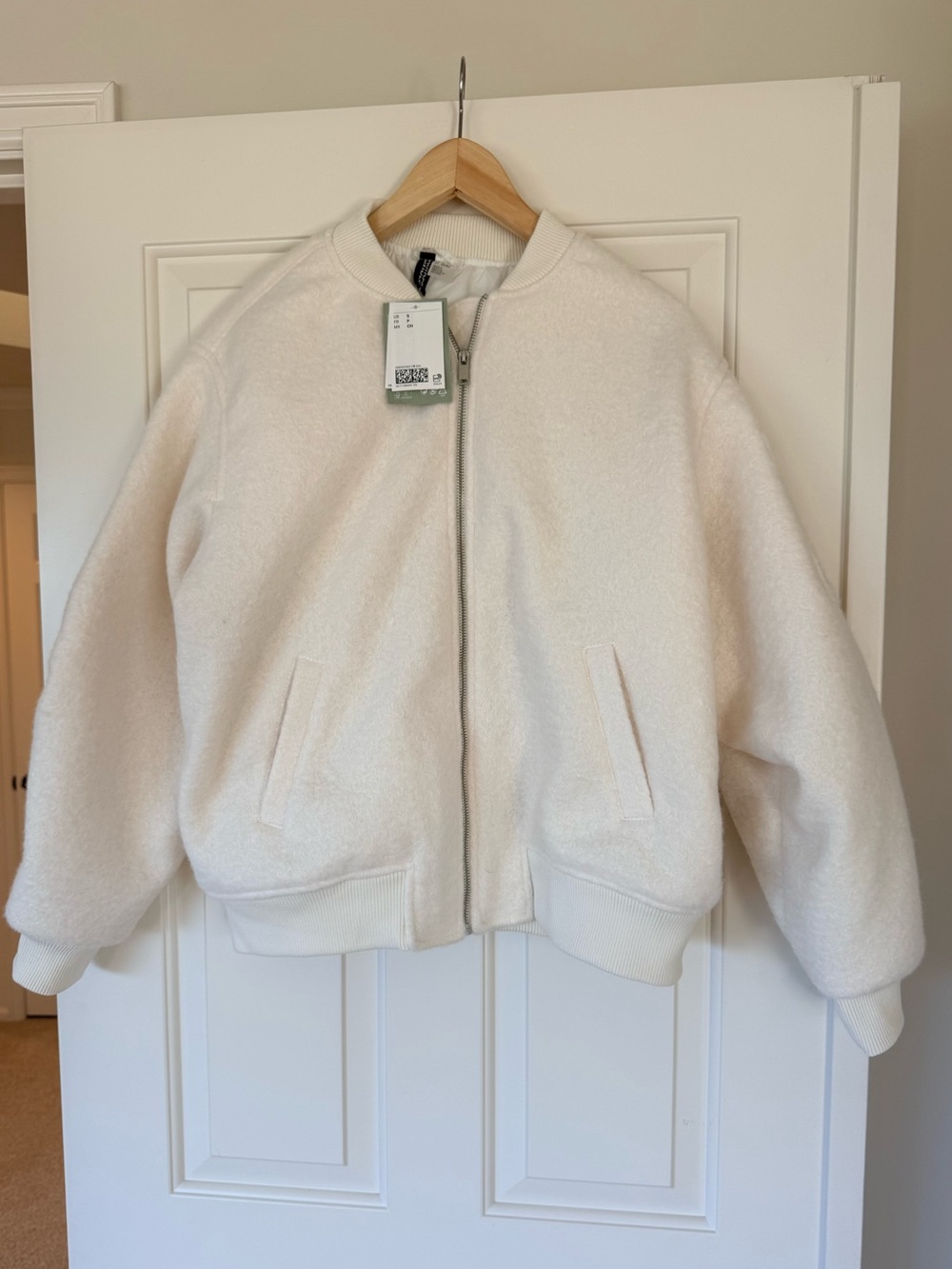 H&M Ivory Quilt Detail Bomber Jacket S NWT